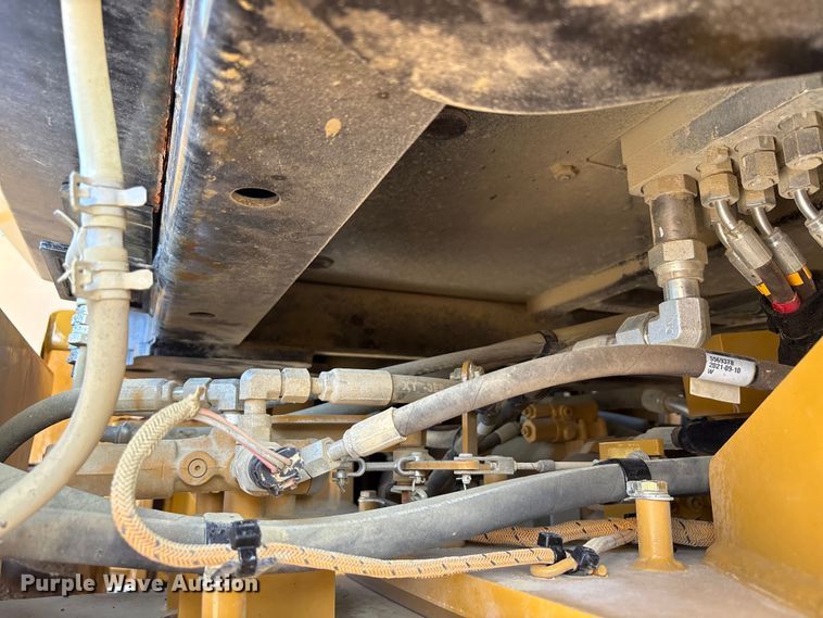 image for item EC4421 2022 Caterpillar 950GC wheel loader