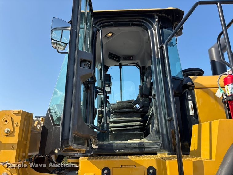 image for item EC4421 2022 Caterpillar 950GC wheel loader