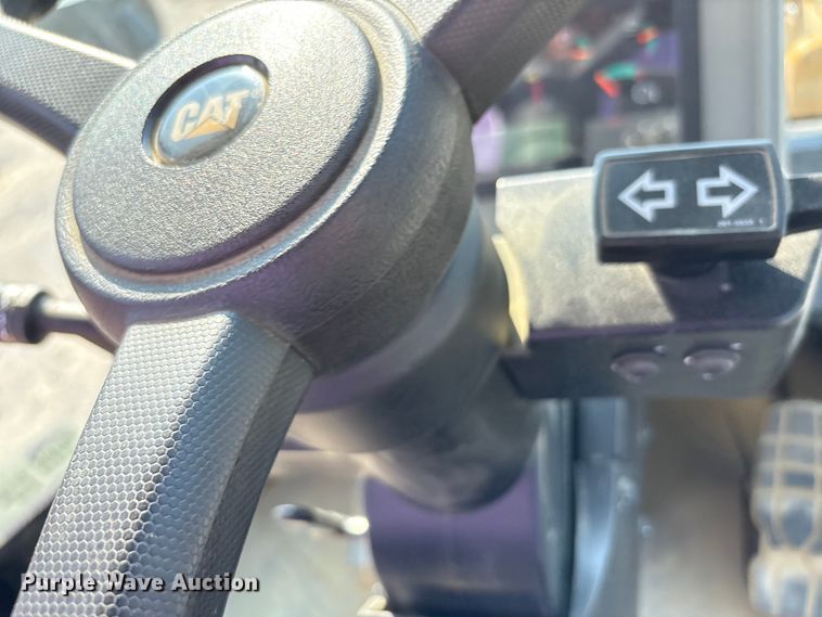 image for item EC4421 2022 Caterpillar 950GC wheel loader