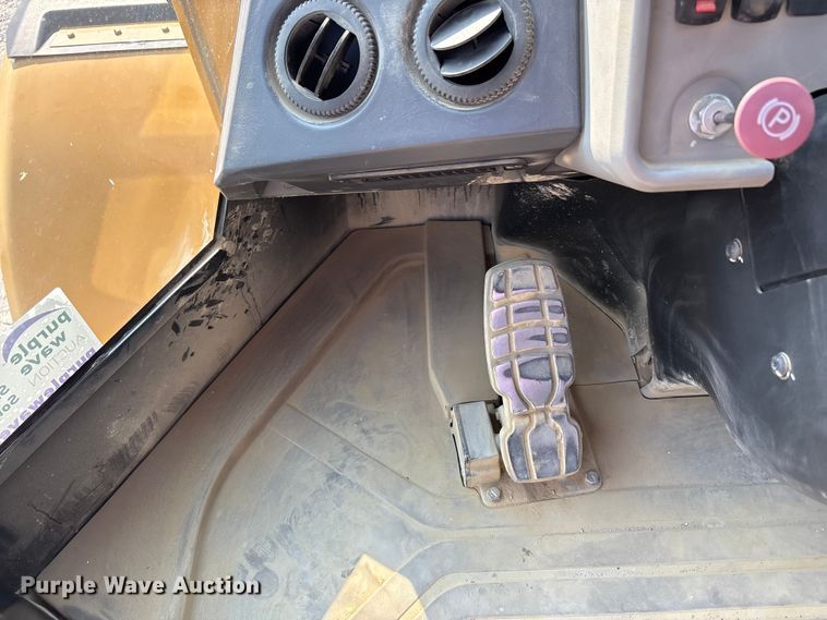 image for item EC4421 2022 Caterpillar 950GC wheel loader