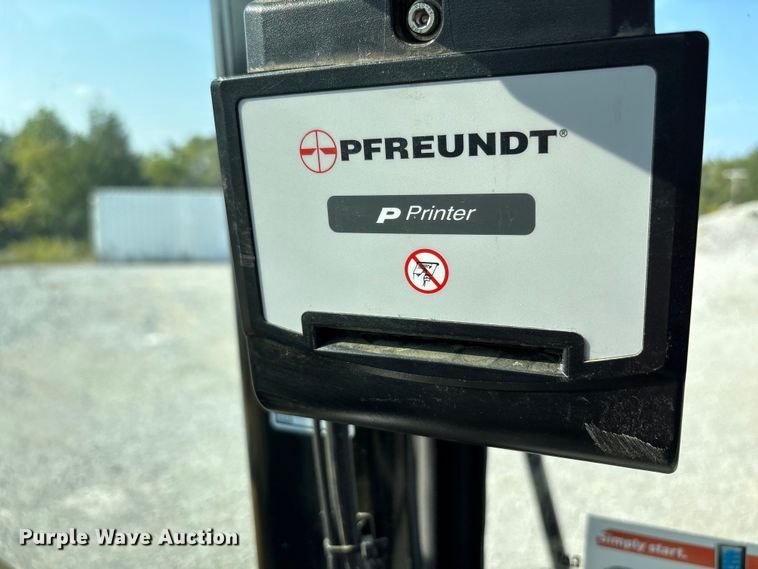 image for item EC4421 2022 Caterpillar 950GC wheel loader