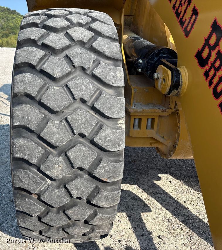 image for item EC4421 2022 Caterpillar 950GC wheel loader