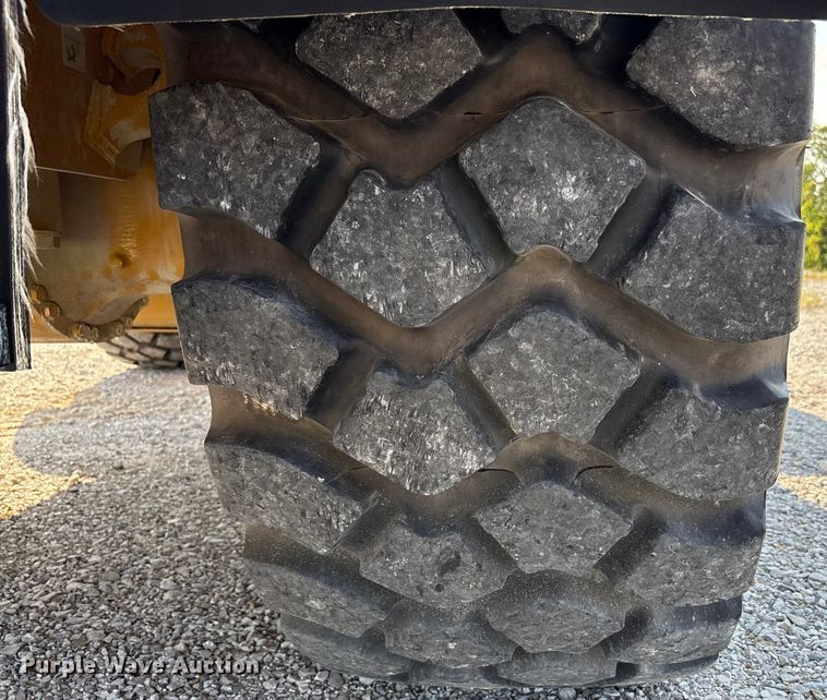 image for item EC4421 2022 Caterpillar 950GC wheel loader