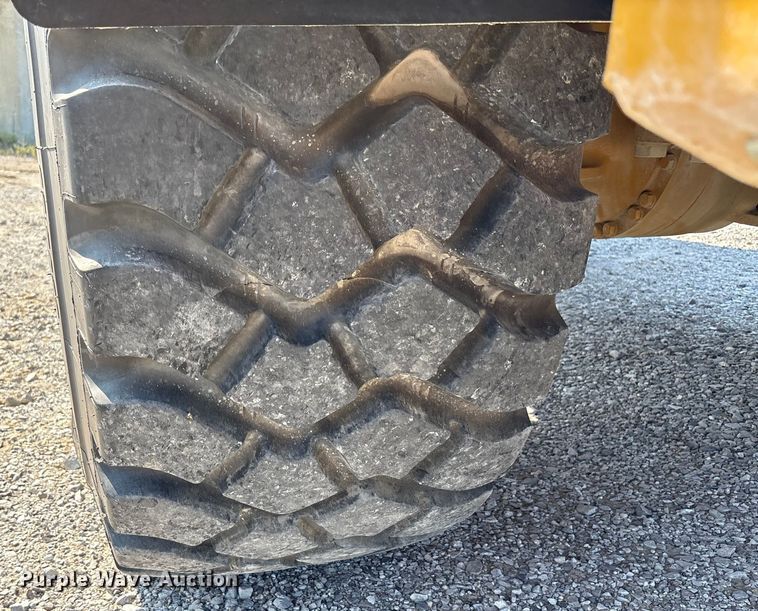 image for item EC4421 2022 Caterpillar 950GC wheel loader