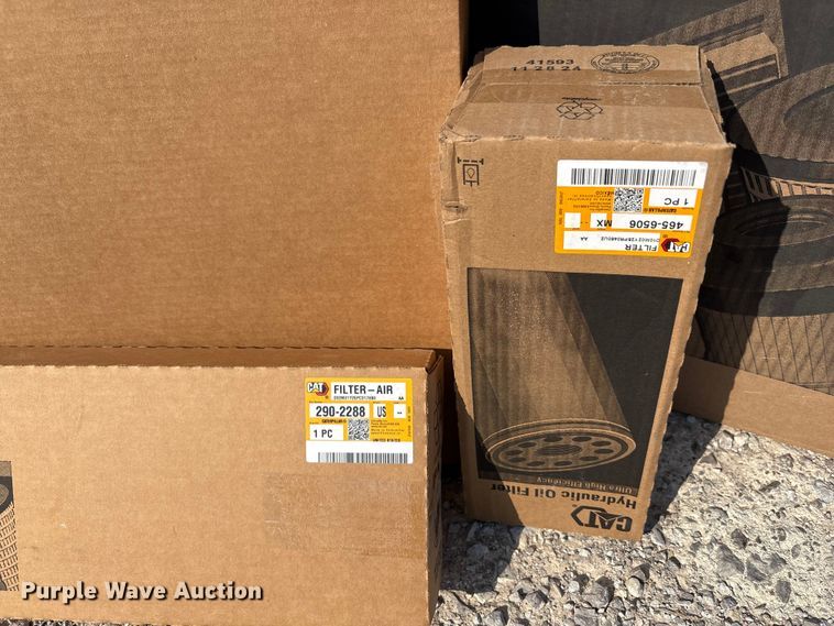 image for item EC4421 2022 Caterpillar 950GC wheel loader