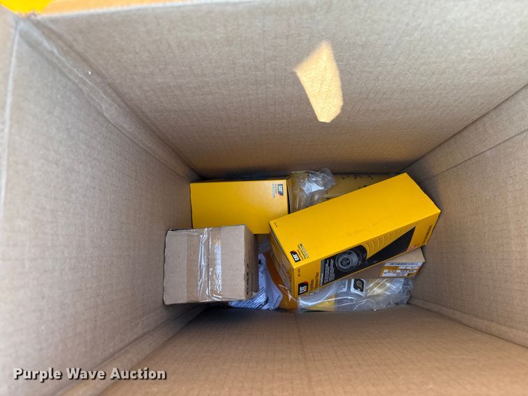 image for item EC4421 2022 Caterpillar 950GC wheel loader