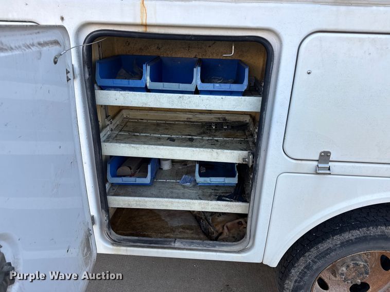 image for item ED4462 2011 Ford F450 bucket truck