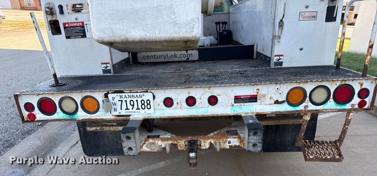 image for item ED4462 2011 Ford F450 bucket truck