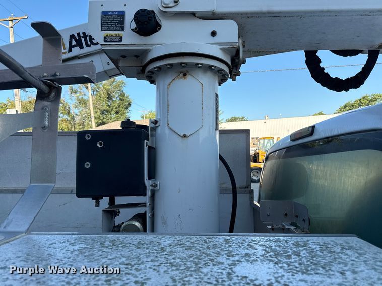 image for item ED4462 2011 Ford F450 bucket truck