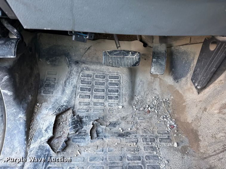 image for item ED4462 2011 Ford F450 bucket truck