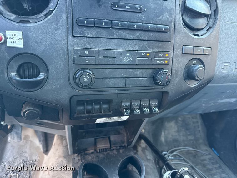 image for item ED4462 2011 Ford F450 bucket truck