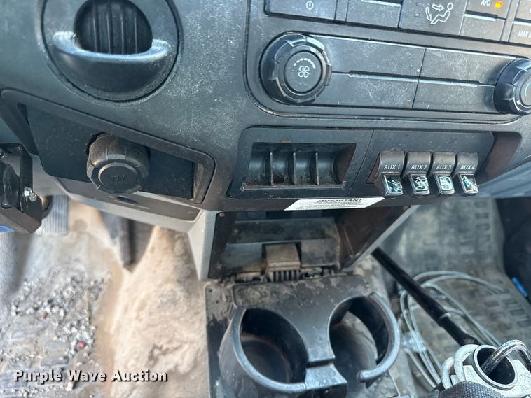 image for item ED4462 2011 Ford F450 bucket truck