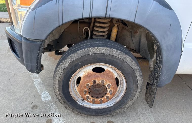 image for item ED4462 2011 Ford F450 bucket truck