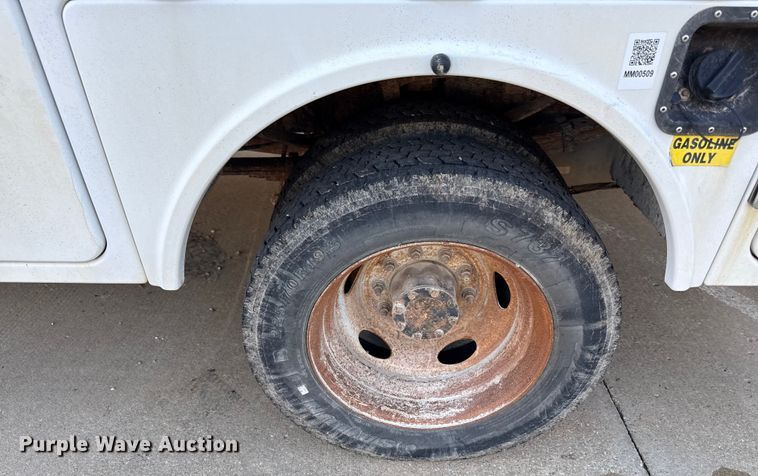 image for item ED4462 2011 Ford F450 bucket truck