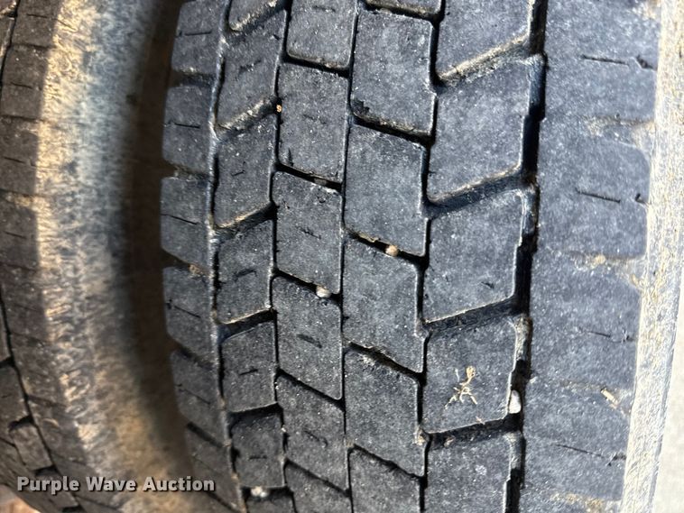 image for item ED4462 2011 Ford F450 bucket truck