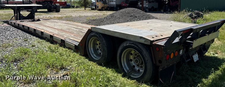 image for item ED4465 2000 Landoll lowboy equipment trailer