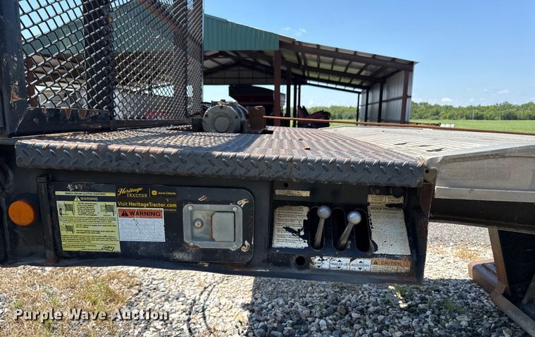 image for item ED4465 2000 Landoll lowboy equipment trailer