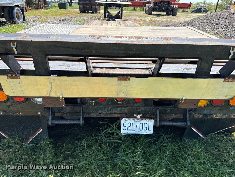 image for item ED4465 2000 Landoll lowboy equipment trailer