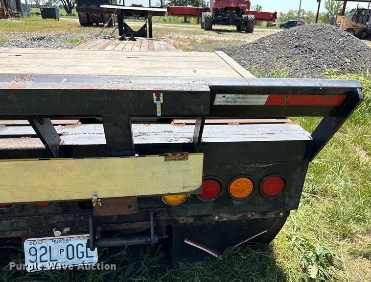 image for item ED4465 2000 Landoll lowboy equipment trailer