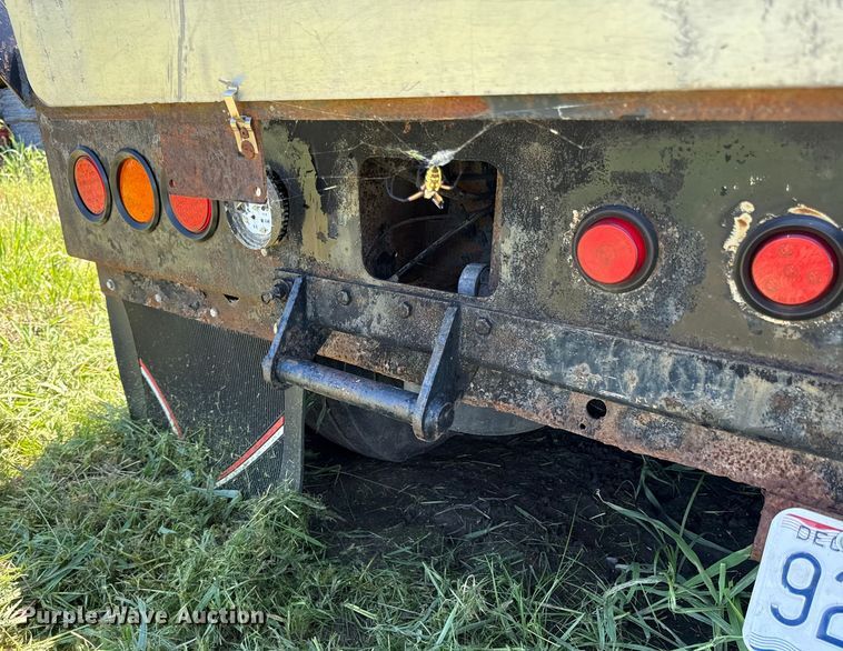 image for item ED4465 2000 Landoll lowboy equipment trailer