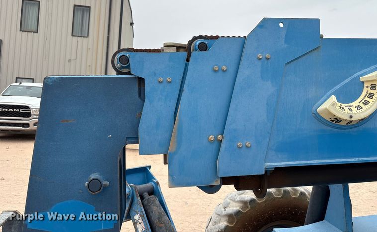image for item ED5788 2013 Genie GTH-1056 telehandler