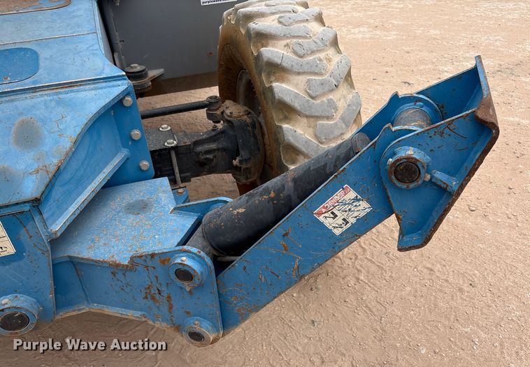 image for item ED5788 2013 Genie GTH-1056 telehandler