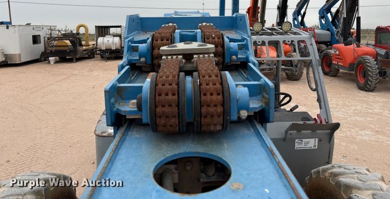 image for item ED5788 2013 Genie GTH-1056 telehandler