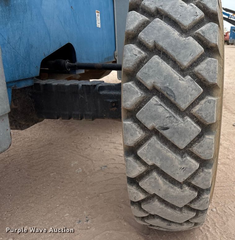 image for item ED5788 2013 Genie GTH-1056 telehandler