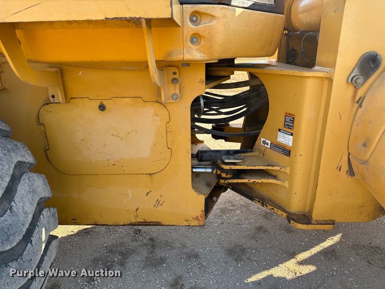 image for item ED5853 2002 John Deere 544H wheel loader