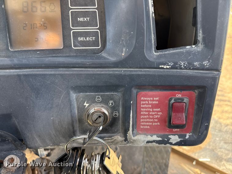 image for item ED5853 2002 John Deere 544H wheel loader