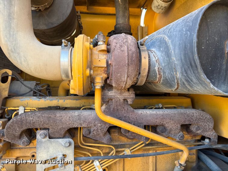 image for item ED5853 2002 John Deere 544H wheel loader