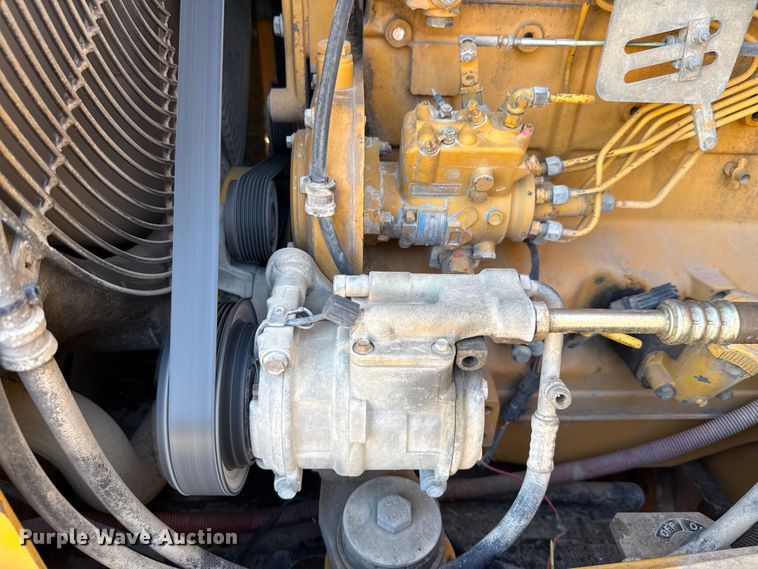 image for item ED5853 2002 John Deere 544H wheel loader