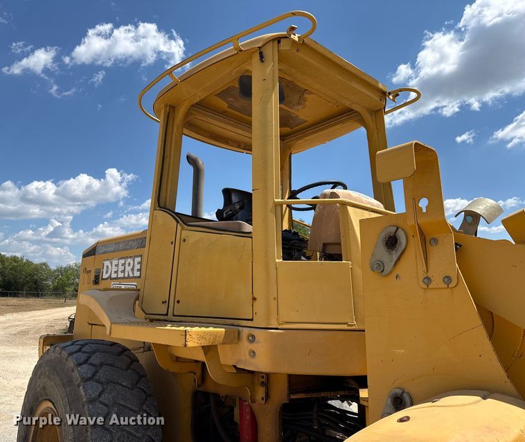 image for item ED5854 2001 John Deere 544H wheel loader