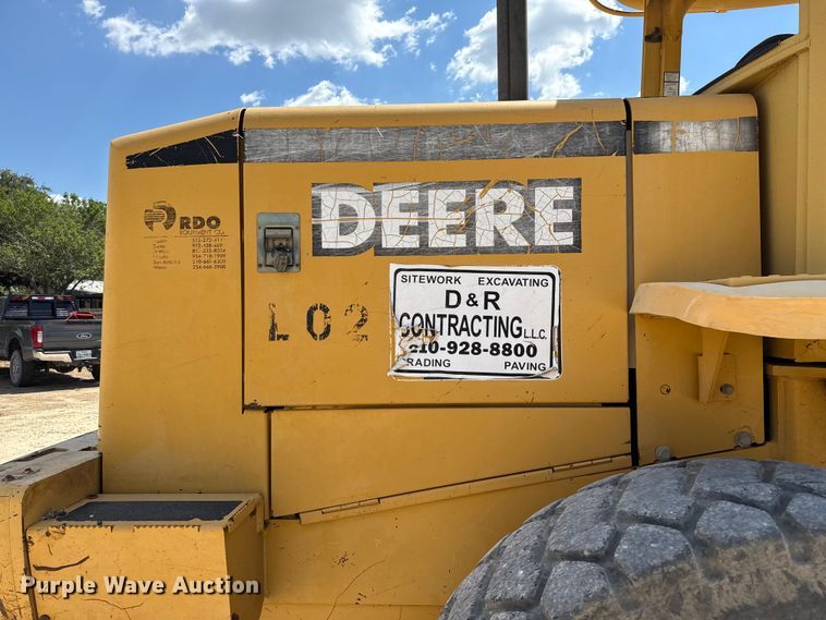 image for item ED5854 2001 John Deere 544H wheel loader