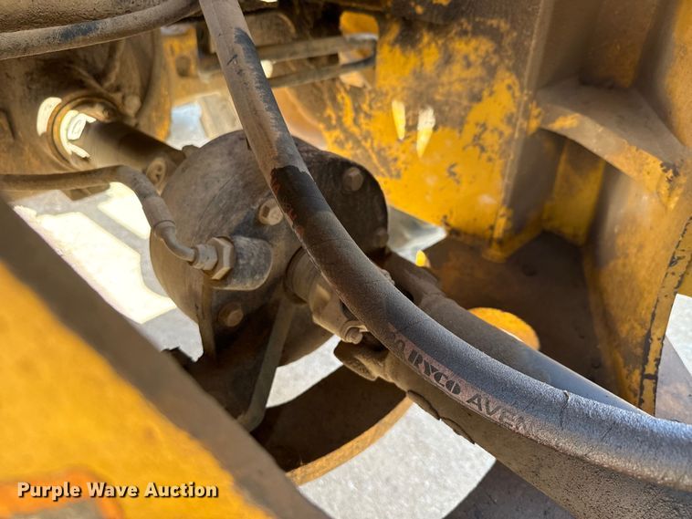 image for item ED5854 2001 John Deere 544H wheel loader