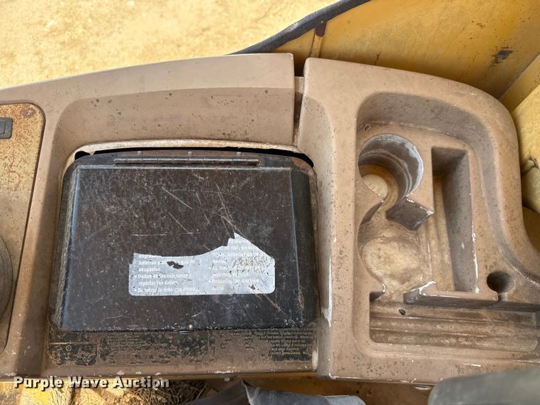 image for item ED5854 2001 John Deere 544H wheel loader