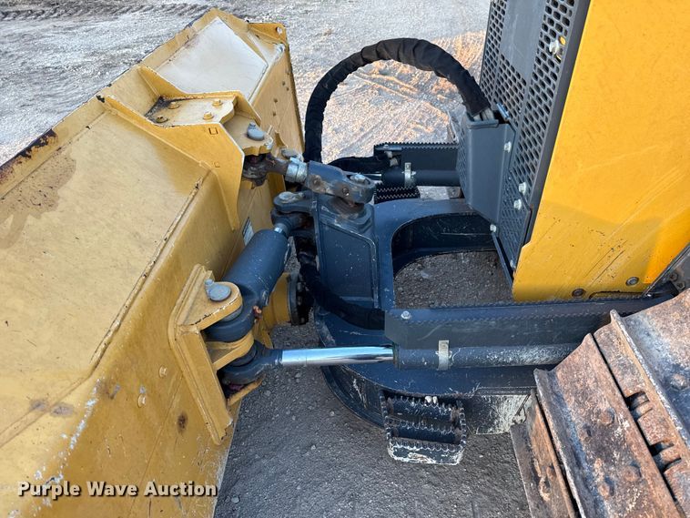 image for item ED5856 2019 John Deere 650K XLT dozer
