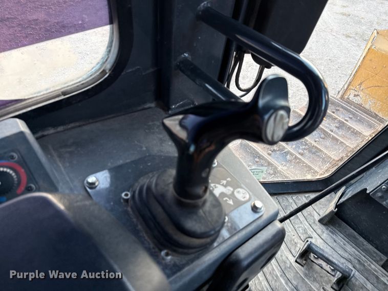 image for item ED5856 2019 John Deere 650K XLT dozer