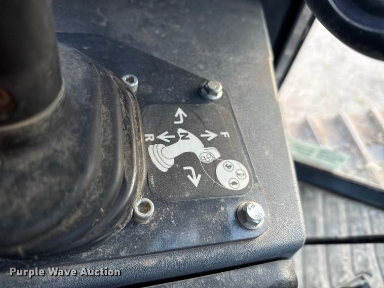 image for item ED5856 2019 John Deere 650K XLT dozer