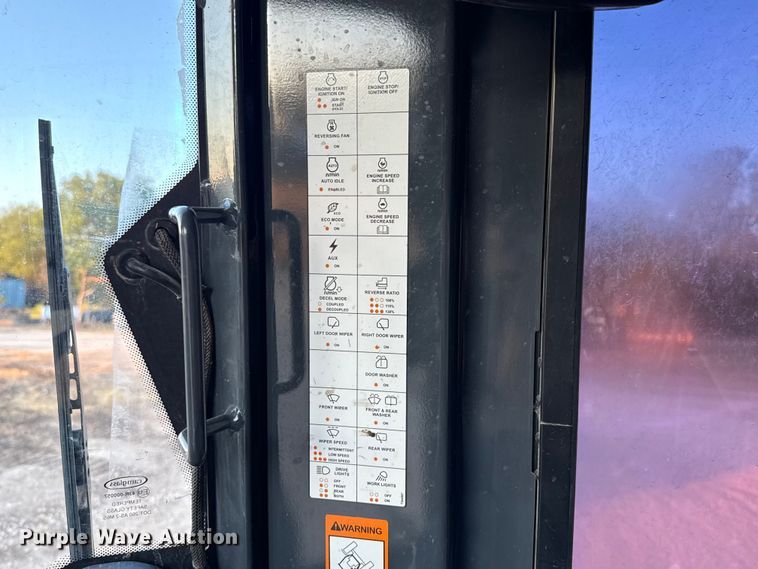 image for item ED5856 2019 John Deere 650K XLT dozer