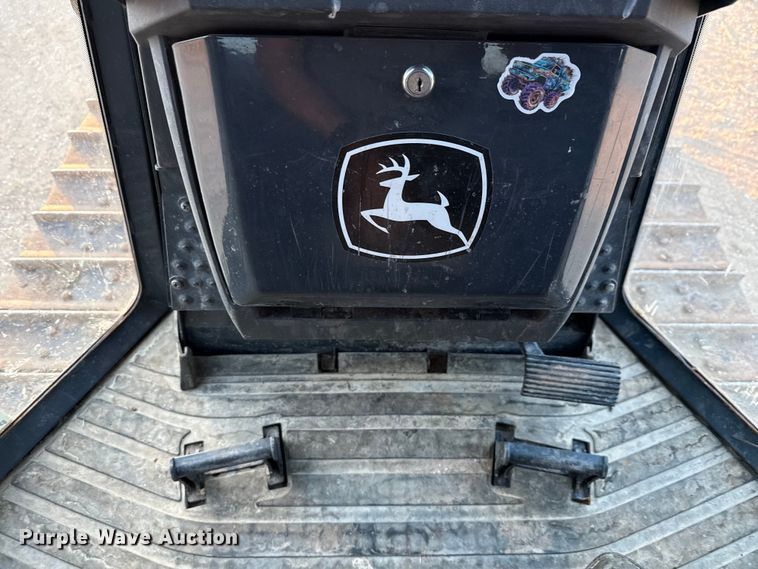 image for item ED5856 2019 John Deere 650K XLT dozer