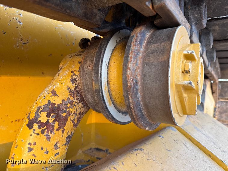 image for item ED5856 2019 John Deere 650K XLT dozer