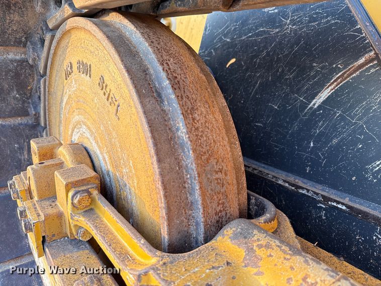 image for item ED5856 2019 John Deere 650K XLT dozer