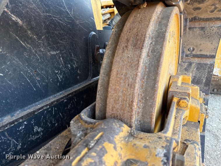 image for item ED5856 2019 John Deere 650K XLT dozer