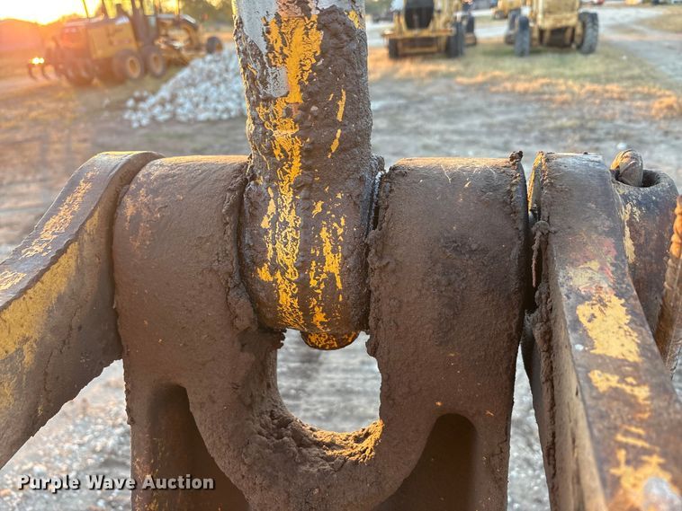 image for item ED5857 2011 Komatsu PC200LC-8 excavator