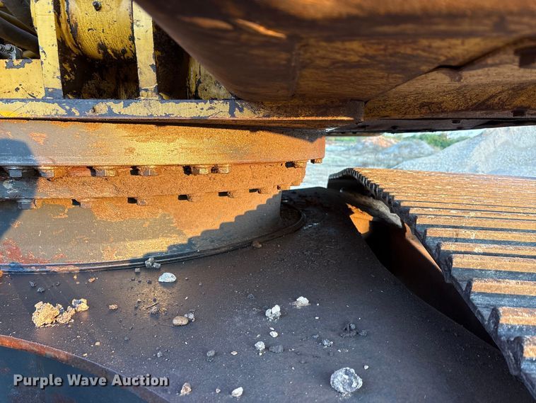 image for item ED5857 2011 Komatsu PC200LC-8 excavator