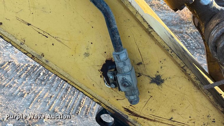 image for item ED5857 2011 Komatsu PC200LC-8 excavator