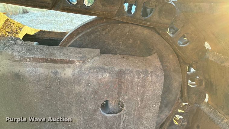 image for item ED5857 2011 Komatsu PC200LC-8 excavator