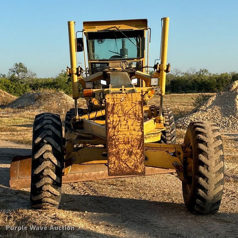 MOTOCONFORMADORA JOHN DEERE 670CH 2000