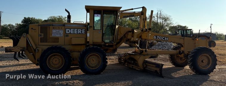 MOTOCONFORMADORA JOHN DEERE 670CH 2000